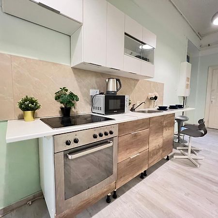 Baross Apartment With Convenience And Style Budapest Luaran gambar