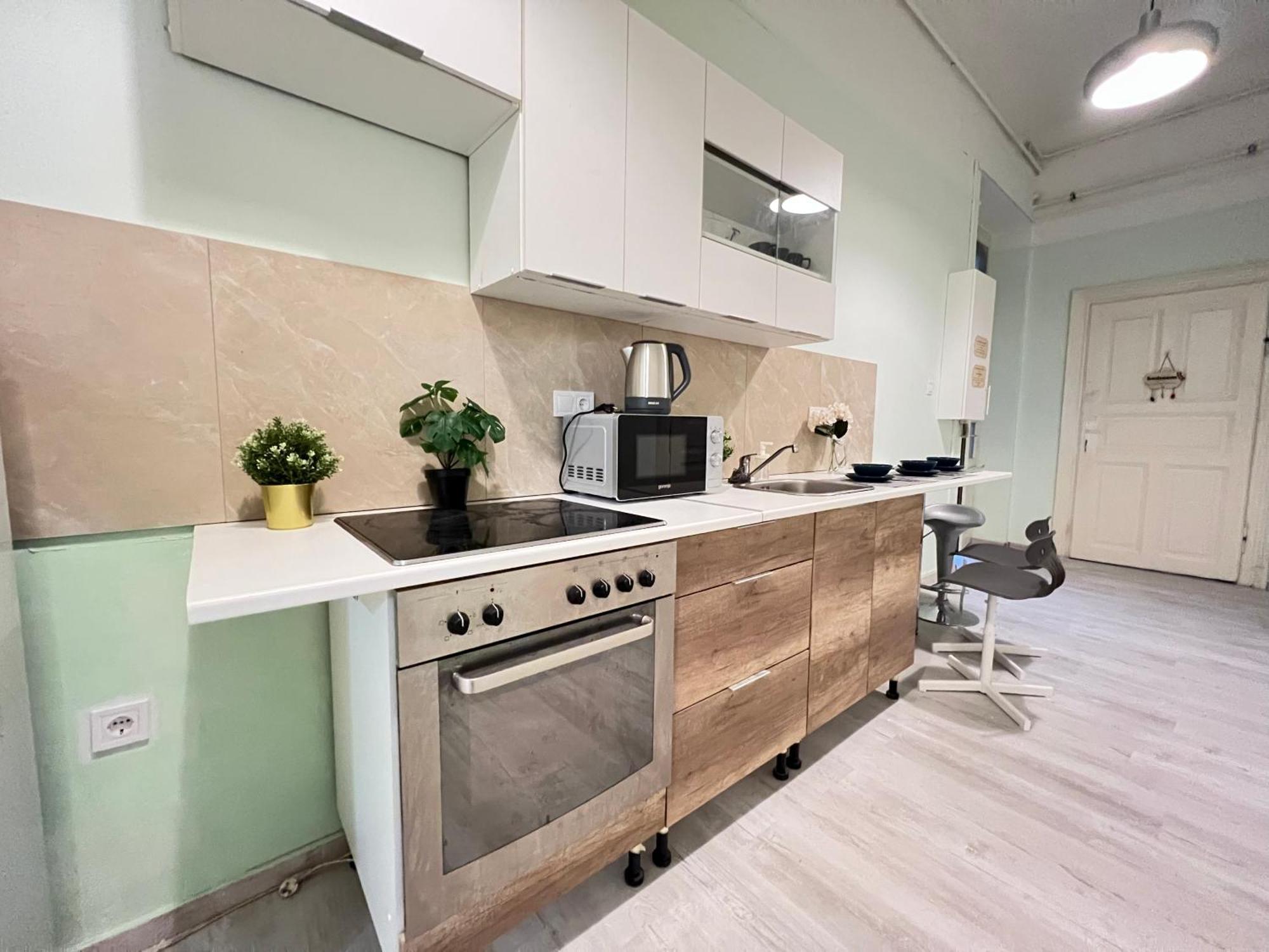 Baross Apartment With Convenience And Style Budapest Luaran gambar